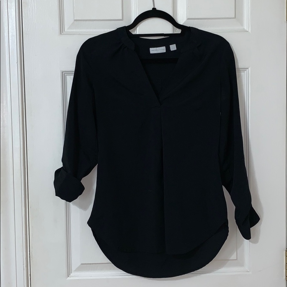 Black v-Neck Dress Shirt